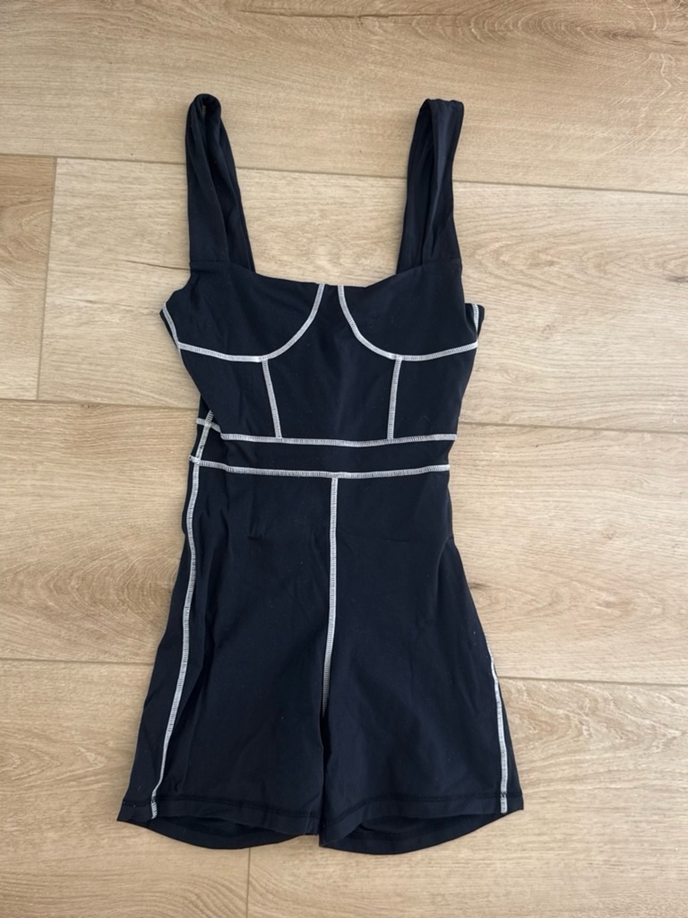 WeWoreWhat XS Black One-Piece Romper with Contrast Stitching